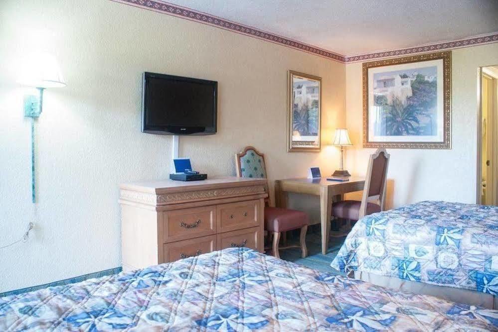 Polynesian Inn เซนต์คลาวด์ ภายนอก รูปภาพ